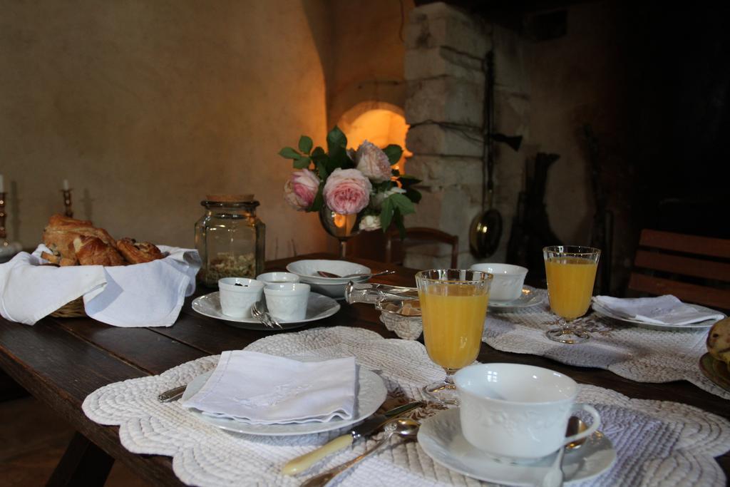 Chateau De Mayragues Castelnau-de-Montmiral Bagian luar foto